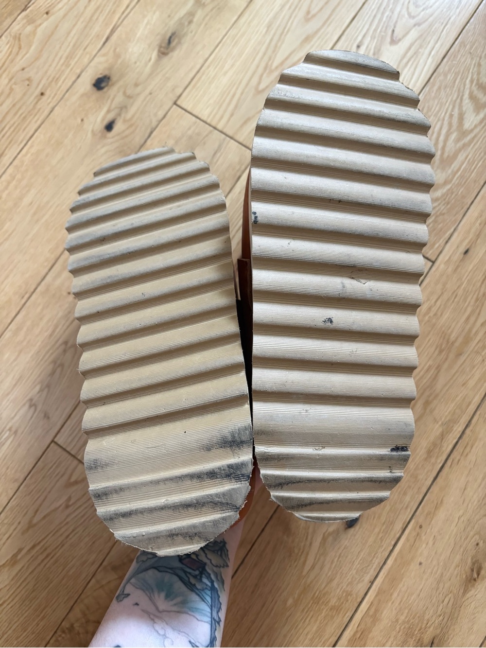 Bryr Charlie Clogs - Picture 5 of 7